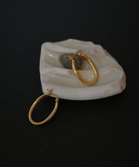 oval hoop pierce gold