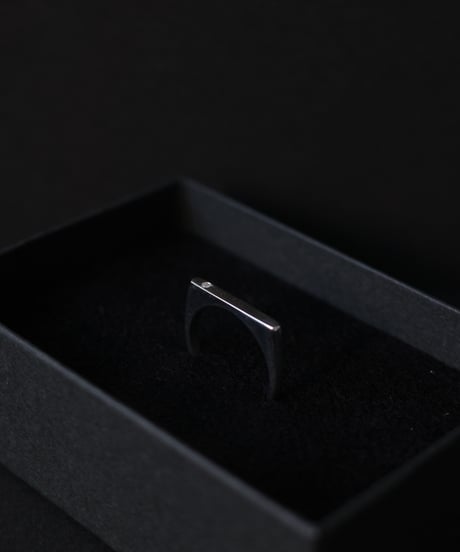 TN E ring diamond