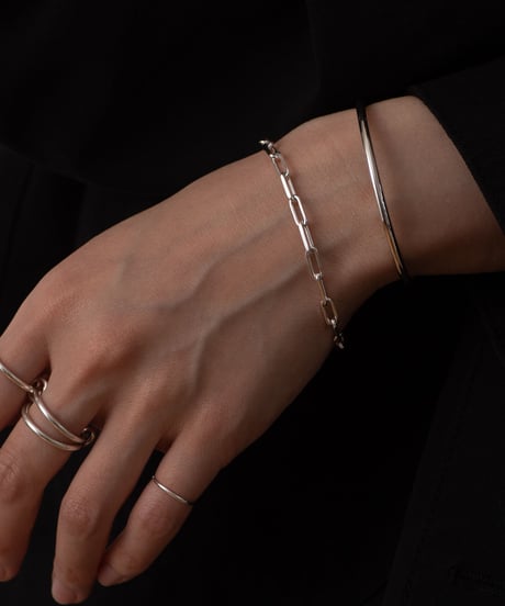 E chain bracelet