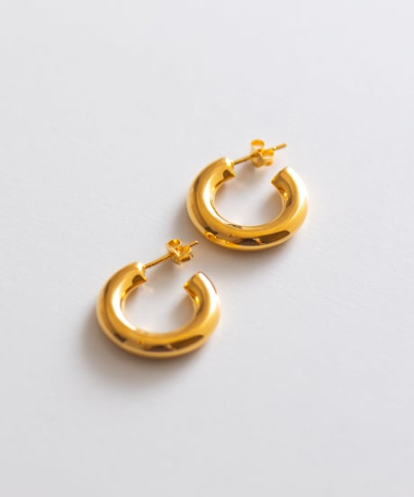 hoop pierce gold