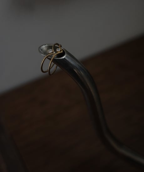 cz curve ring gold