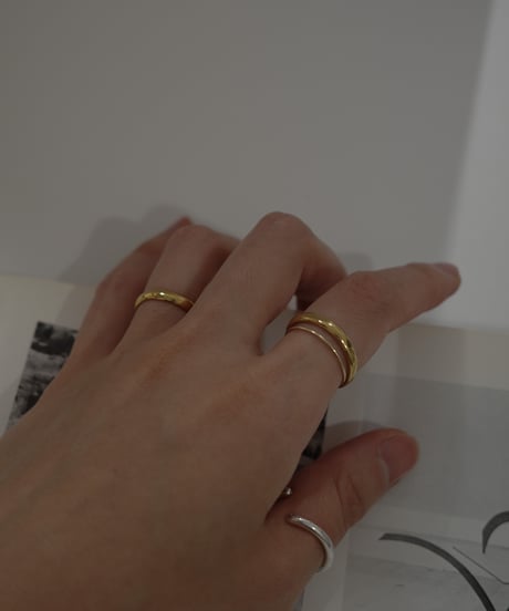p ring gold