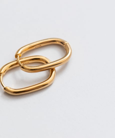 square pierce M gold