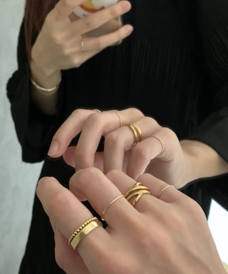 flat ring gold