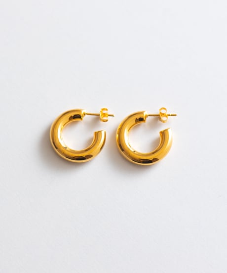 hoop pierce gold