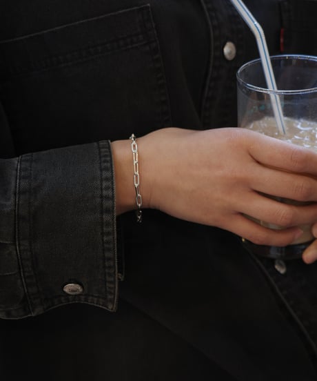E chain bracelet