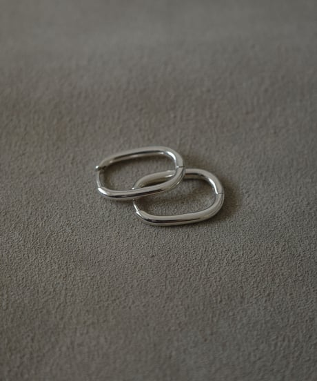 square pierce M