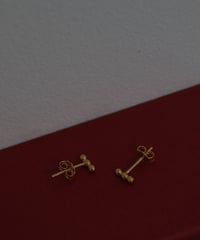 3 dot pierce gold