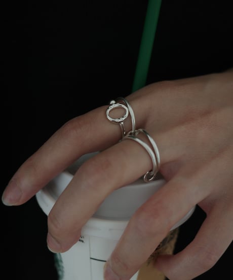 oval open diamond ring