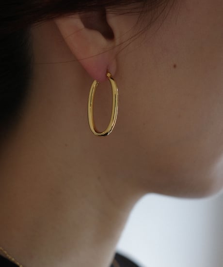 oval hoop pierce gold