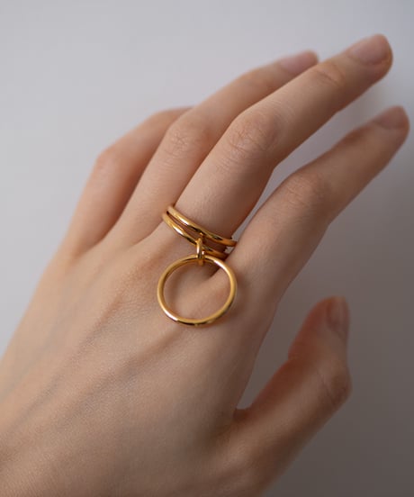 3 CO ring gold
