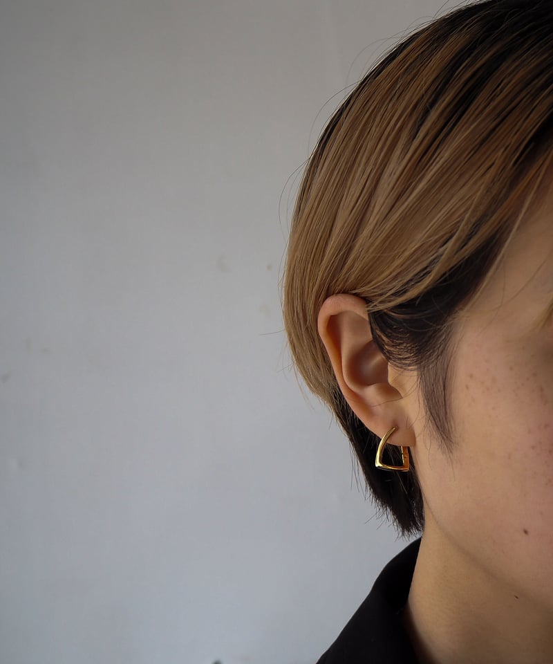 triangle pierce gold | unique