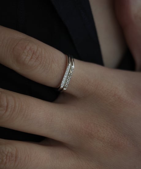 bar diamond ring