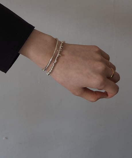 line bangle