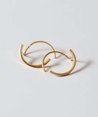 ＜廃盤＞2 curve pierce gold