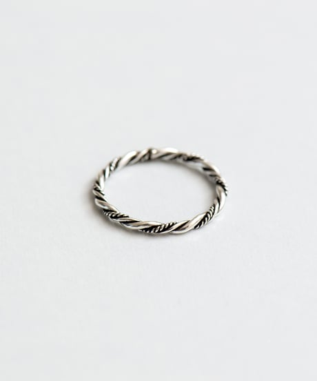 ＜廃盤＞smoke twist ring