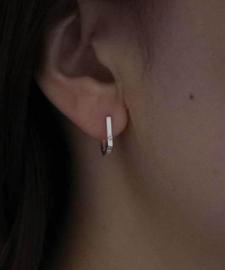 t hoop pierce diamond