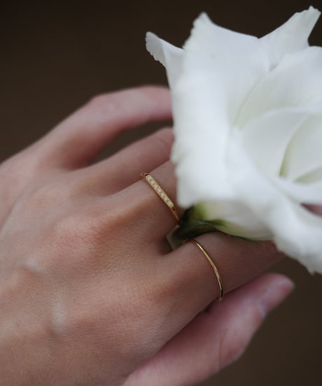 bar diamond ring gold