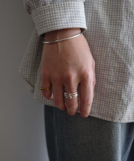 line bangle