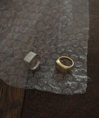 square wide ring gold