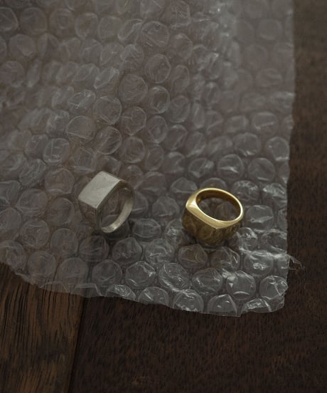 square wide ring gold