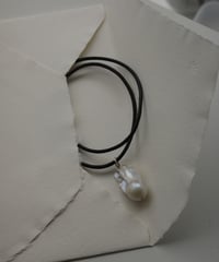 baroque pearl leather NK40