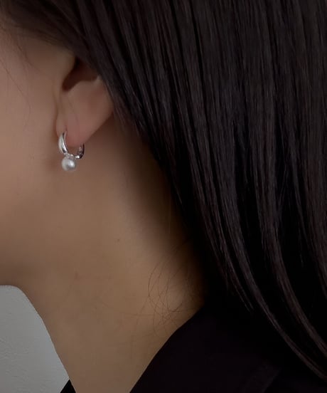 pearl hoop pierce