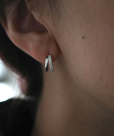 cz 2curve hoop pierce