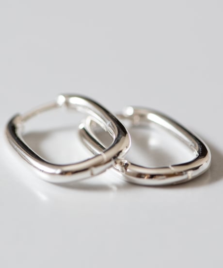 square pierce M