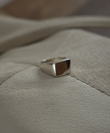 square wide ring