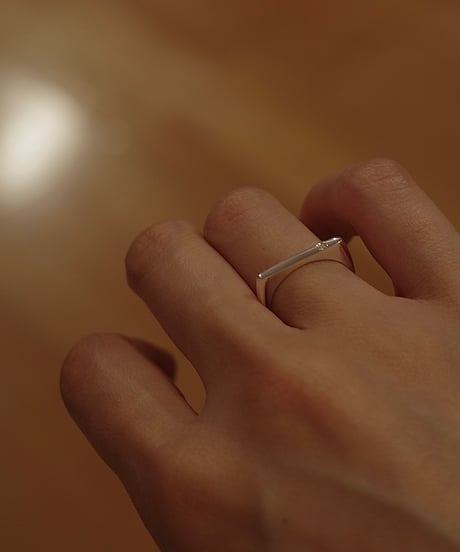 TN E ring diamond