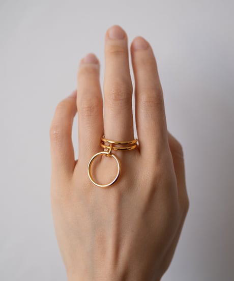 3 CO ring gold
