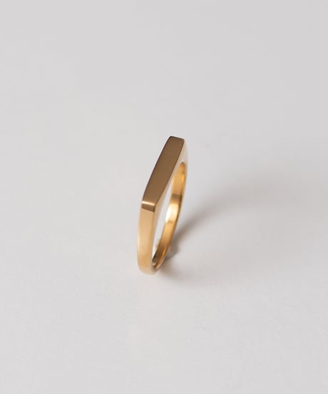 E ring gold
