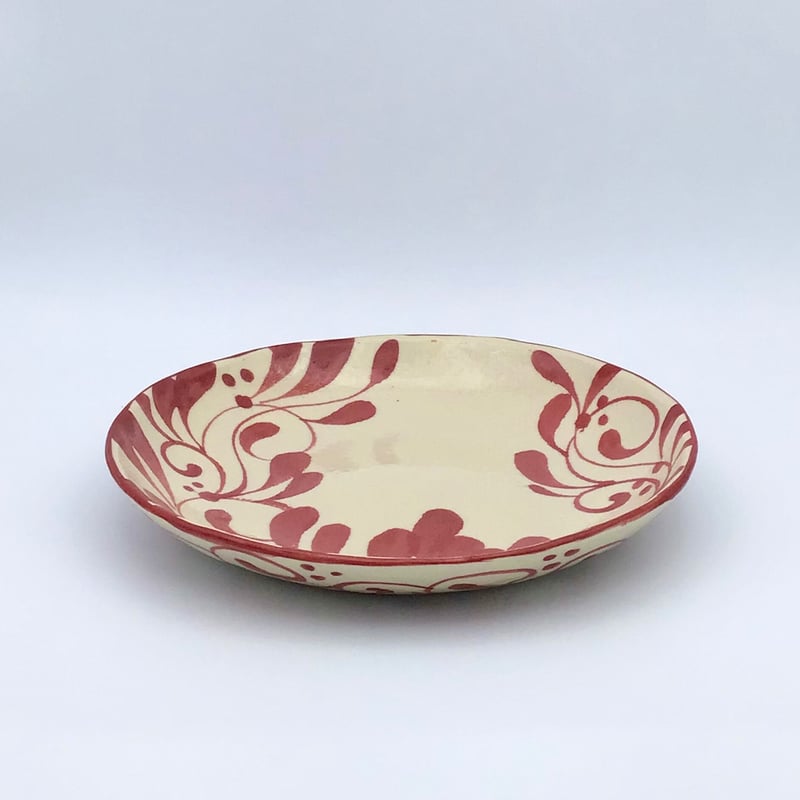沖縄の陶器・やちむん】 眞正陶房 7寸皿 唐草 赤 | 沖縄のうつわ