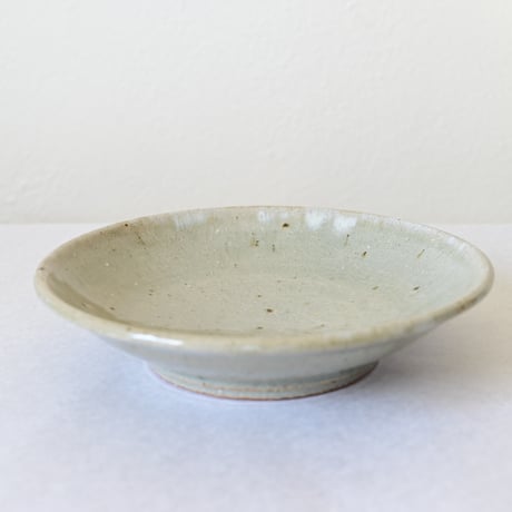 【沖縄の陶器・やちむん】　金城宙矛　灰釉皿