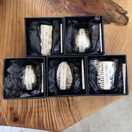 【沖縄の金細工・琉球錫器】 金細工まつ　純錫一輪挿し
