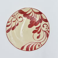 眞正陶房の赤絵唐草取り皿｜伝統的な技法で作られた美しい陶磁器