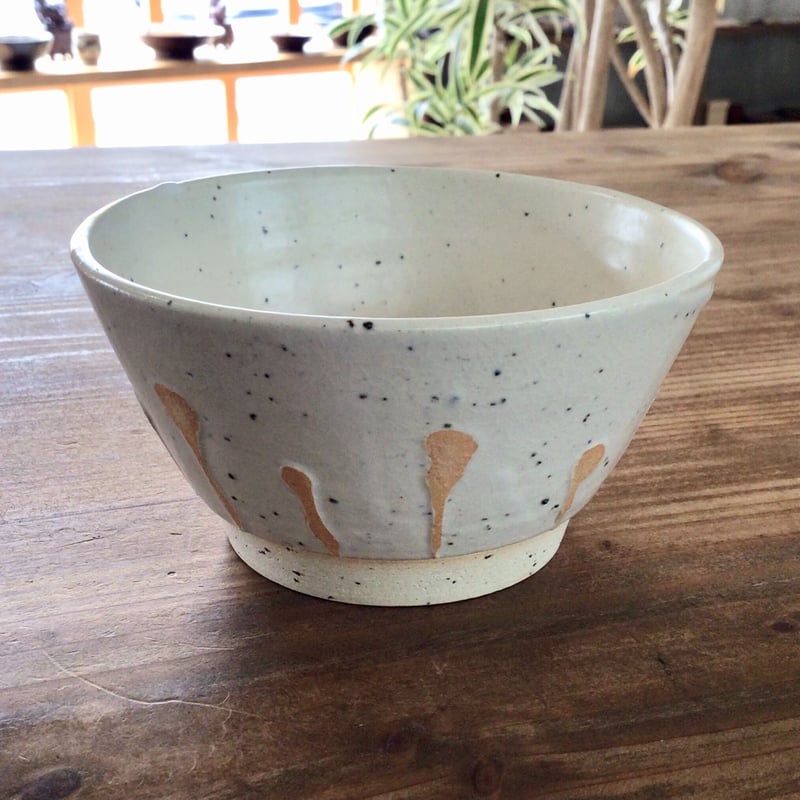 沖縄の陶器・やちむん】 陶factory509 大人可愛いやちむん マカイ