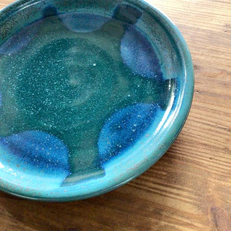 沖縄やちむん　青と茶色の渦巻き模様の陶器 沖縄やちむん 青と茶色の渦巻き模様の陶器