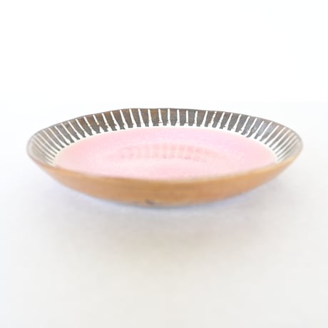 【沖縄の陶器・やちむん】　眞正陶房　7寸皿　マカロン　ピンク