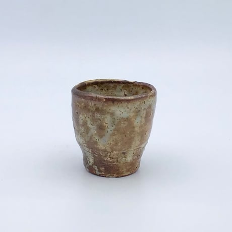 【沖縄の陶器・やちむん】　金城宙矛　粉引酒呑み