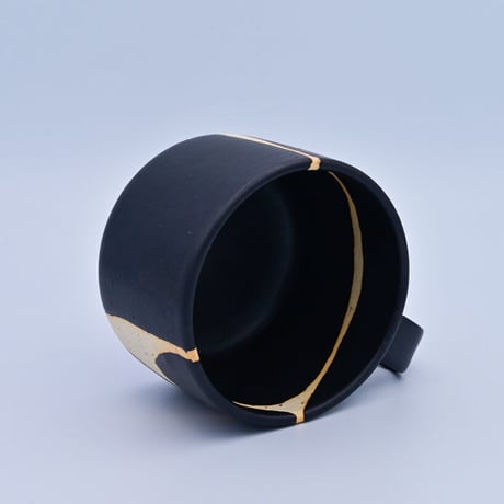 【沖縄の陶器・やちむん】　陶factory509　モノクロカップ　ブチ