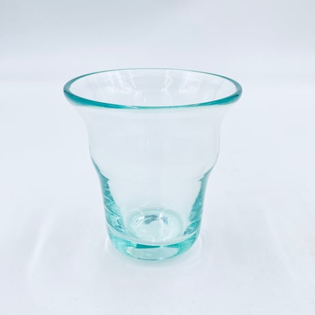 【沖縄の琉球ガラス】　白鴉再生硝子器製作所　くびれグラス　窓