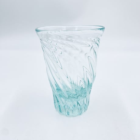 【沖縄の琉球ガラス】　白鴉再生硝子器製作所　レデューサーグラス　窓