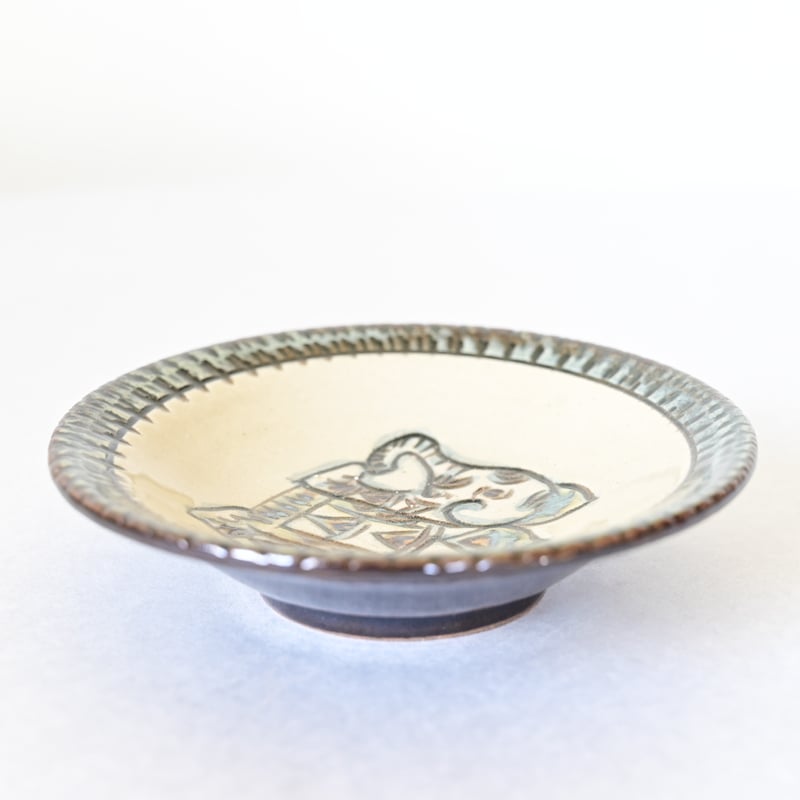 エジプト紋4寸皿 i | 沖縄のうつわ、やちむん、琉球ガラスの通販