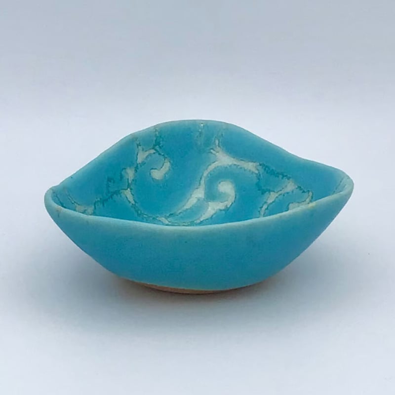 沖縄の陶器・やちむん】 眞正陶房 さんかくボウル アラベスク