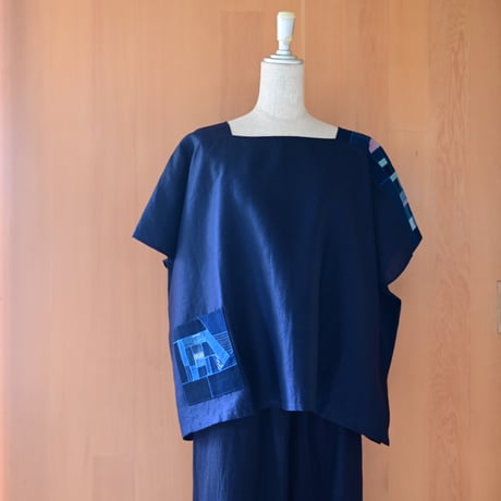 琉球織物　ダークブルー 燕模様 反物 Amazon | 琉球絣 夏物 反物 No.207 黒地・ツバメ柄 | 着物 通販