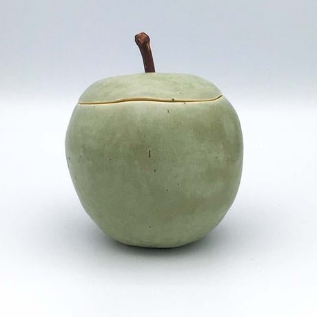 【沖縄の陶器・やちむん】　陶factory509　蓋つきりんご