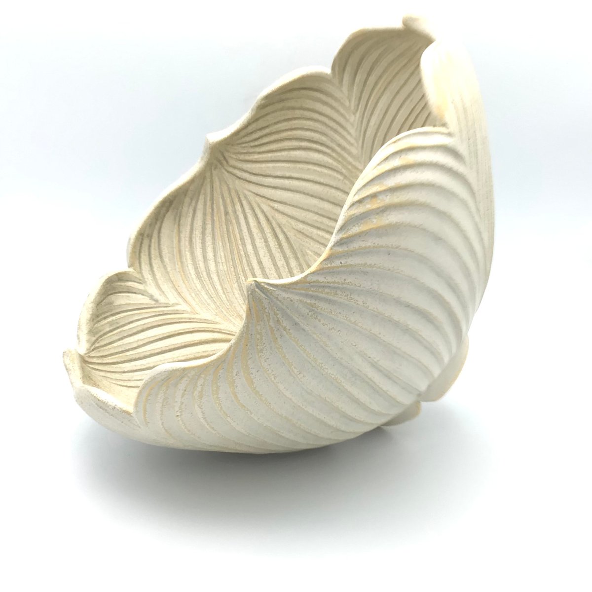 新里竜子さん　やちむん　植木鉢　ゴールド fit=scale-down,w=1200