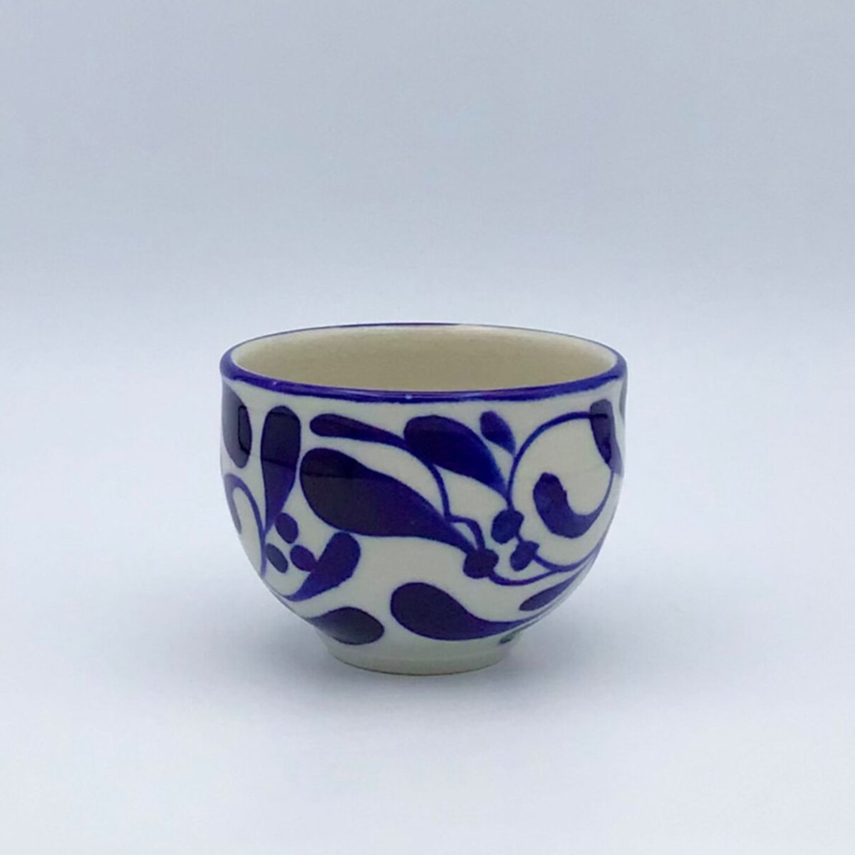 ♦民藝 琉球焼 緑釉流し掛け 箆彫り 草花文 水注 ポット 沖縄 やちむん骨董品 ♢民藝 琉球焼 緑釉流し掛け 箆彫り 草花文 水注 ポット